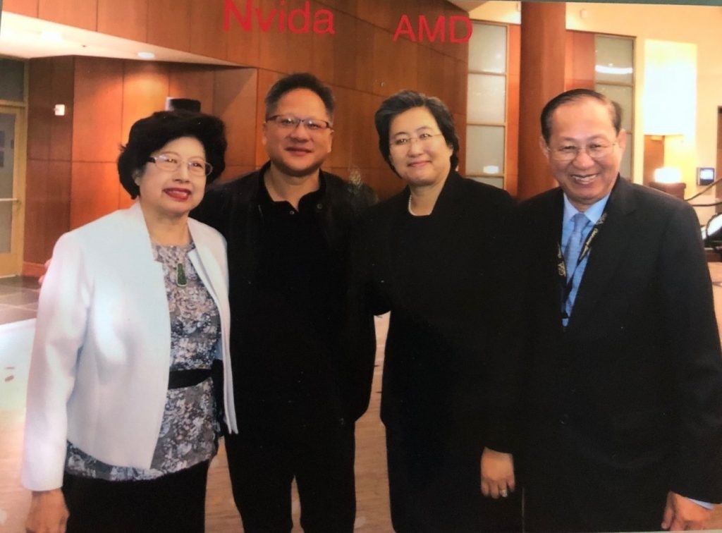 表舅老黄要小心了，amd苏妈又来抢业务了