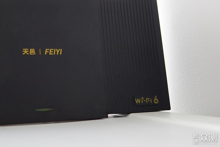 一加11：超质感外观设计 可能是8gen2目前最强旗舰机