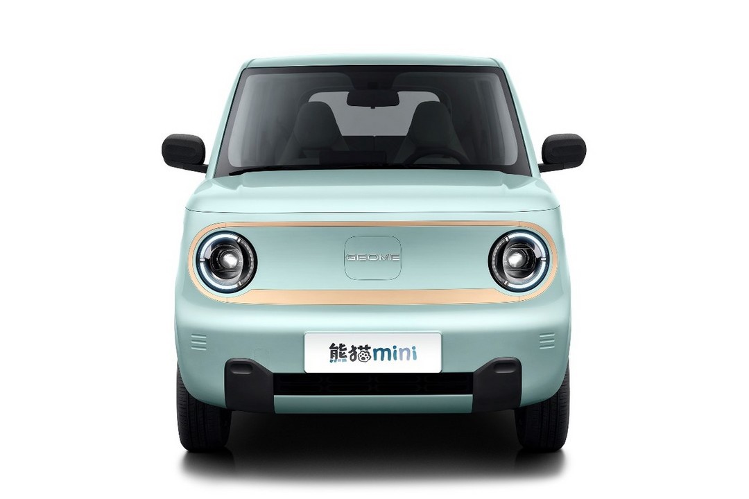 萌态十足：吉利熊猫 mini 微型电动车官图发布